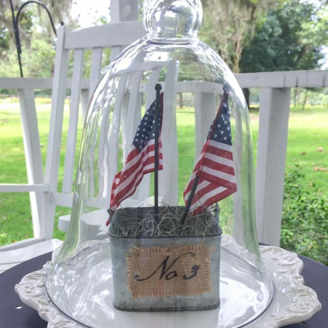 She's Crafty: Easy Patriotic Centerpiece for Summer