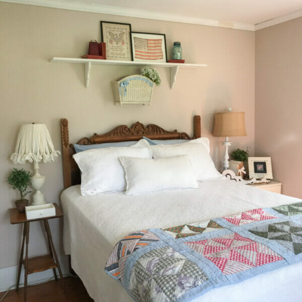 How to style and highlight a charming antique bed - County Road 407