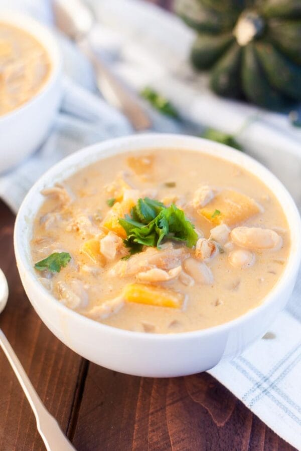 white bowl of chicken chili